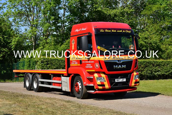 BREARS NX17 JUY 25Lc0985