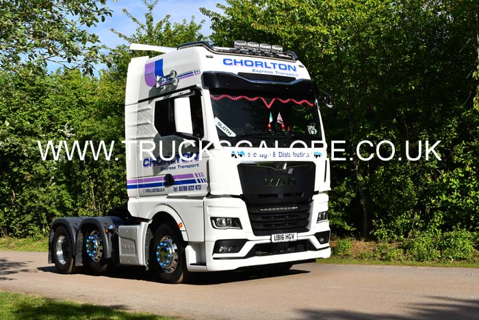 CHORLTON EXPRESS UB16 HGV 25Lc1853