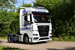 CHORLTON EXPRESS UB16 HGV 25Lc1853