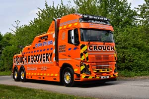 CROUCH N1 TOW 25Lc0445
