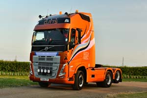 CUTTS YK24 VDY 25Lc1663