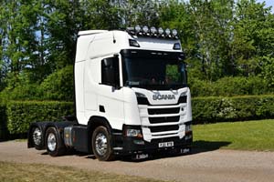 25Lc1028