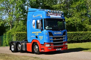25Lc1055