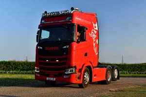 25Lc1556