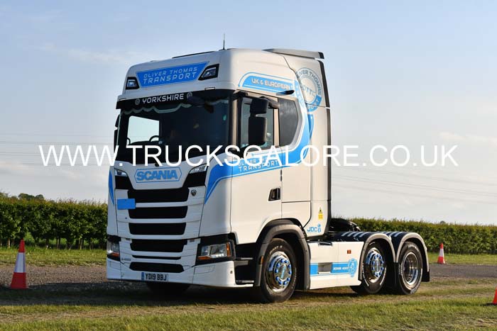 OLIVER THOMAS YD19 BBJ 25Lc1462