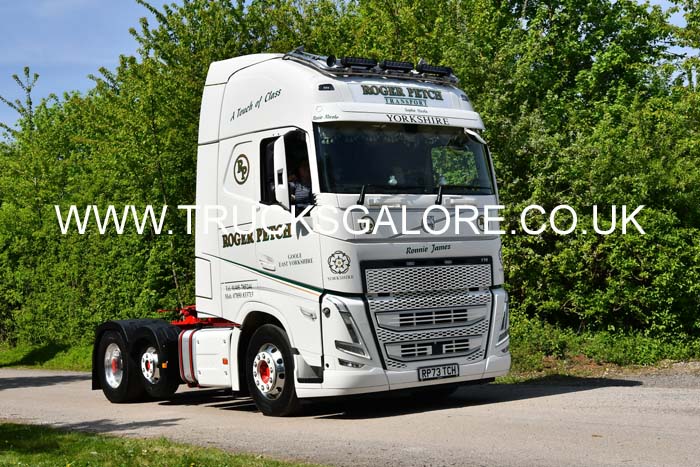 PETCH, ROGER RP73 TCH 25Lc0595