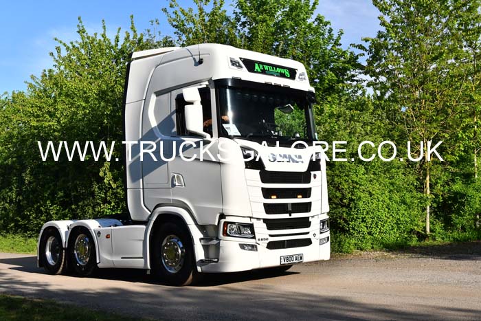 WILLOWS V800 AEW 25Lc1833