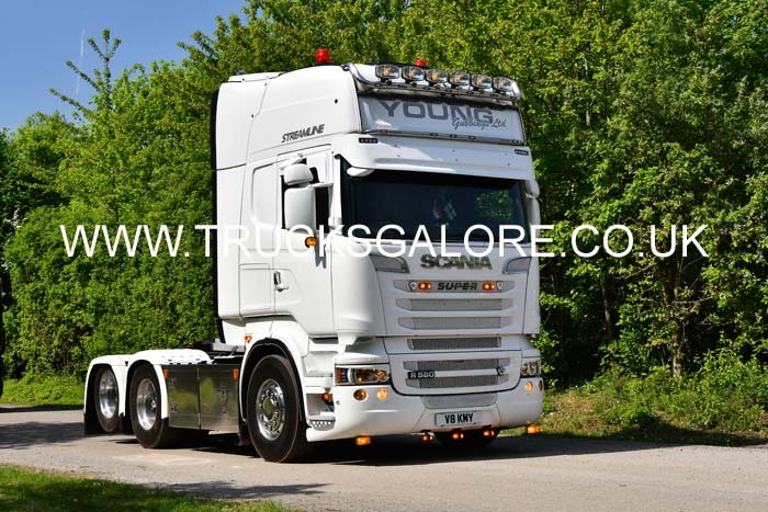 YOUNG V8 KMY 25Lc0690