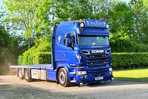 STUDFARM R580 HAY 25Lc1437