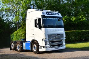 TURNER RM, V500 RMT 25Lc1443