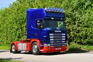 UNNAMED V888 TUG 25Lc0632