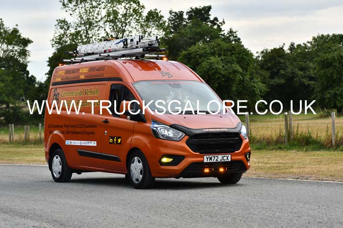 BB COMMERCIAL YM72 JCX 25mv0867