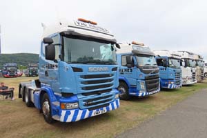 HAINES, VIC FN64 XCV 25mv0618