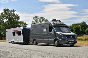 UNNAMED AX57 TOM 25mv0039