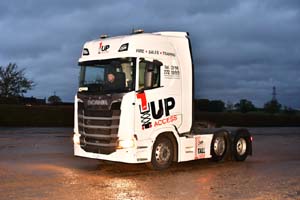 1UP Y111 UPY 25nk1051