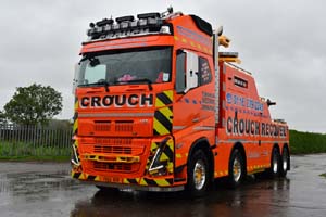 CROUCH FH16 BOY 25nk0565
