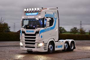THOMAS, OLIVER KJ70 JWZ 25nk1012
