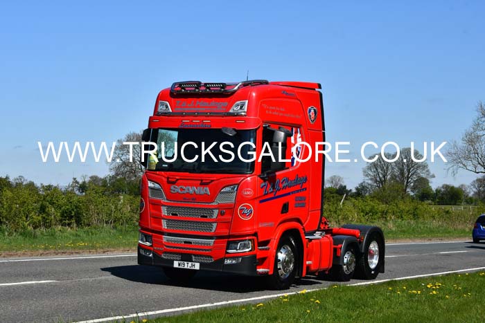 T&J W19 TJH 25rv0036