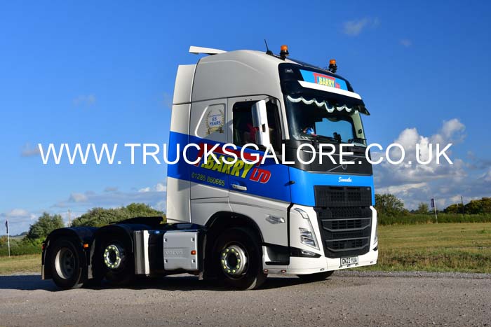 BARRY T, GN22 YUA 25sm0689