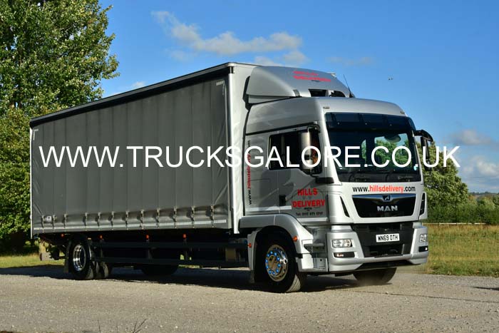 HILLS WN69 OTH 25sm0556