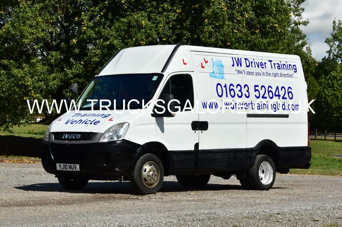 JW TRAINING YJ10 NUV 25sm0119