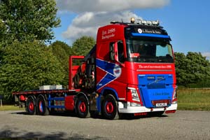 HUNT L, V24 LHS 25sm0586