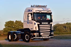 JUNCTION22 P15 RJJ 25sm0871