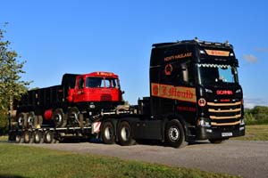 MOULD J, PN24 DYO 25sm0779