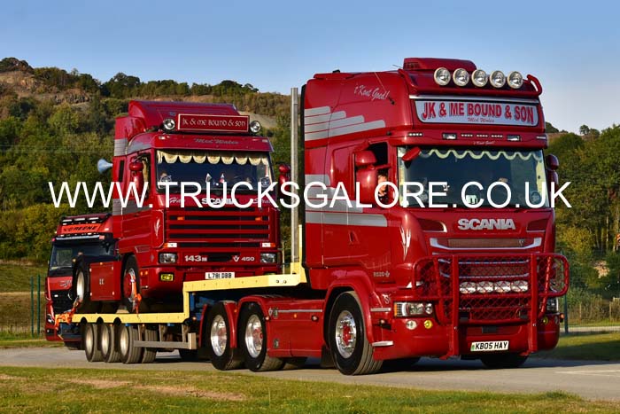 BOUND JK&ME, KB05 HAY 25wa0355