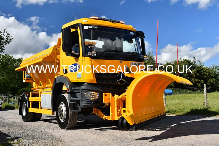 25ws0233