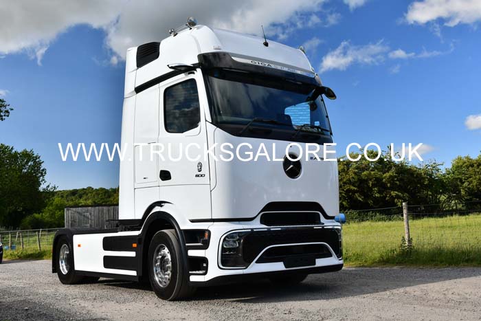 UNNAMED MERC 25ws0292