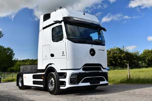 UNNAMED MERC 25ws0292