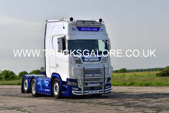 26dv0695
