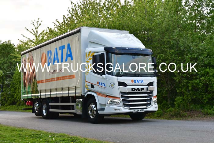 BATA YX24 NYW 26Lc1449