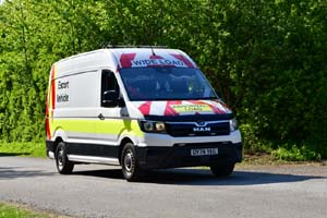 ESCORT OY74 YEG 26Lc1053