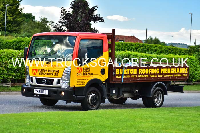 BURTON YX16 UZB 19tk0267