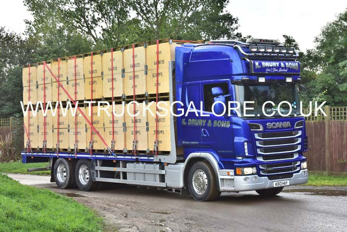 DRURY KD13 HAY 19kt0358