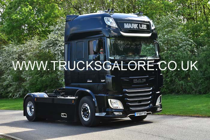 LEE YF68 FXH 19pb1567
