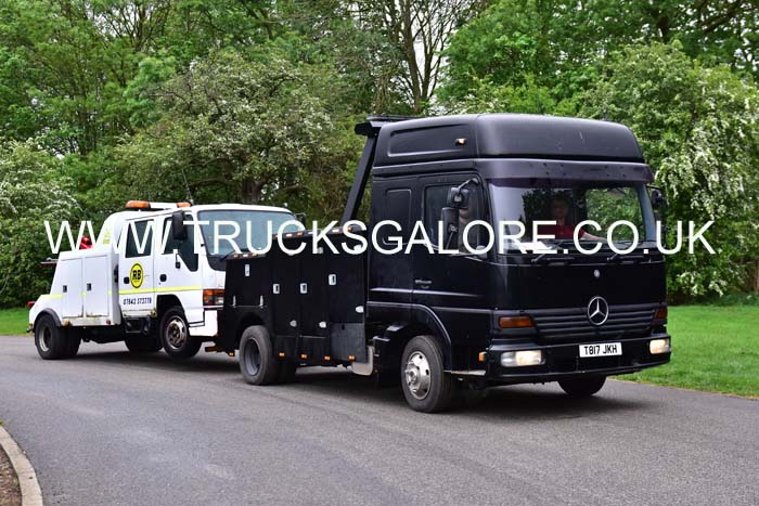 R B COMMERCIALS T817 JKH 19pb0457