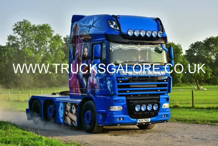 SHOWMAN NX57 HGL 19mv0513