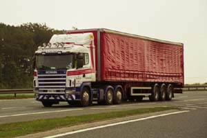 HENDERSON HAULAGE P466 TGB