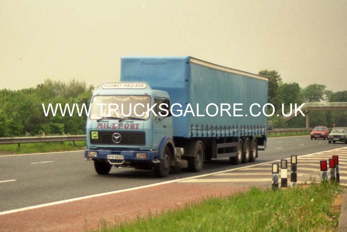 HIGHWAY HAULAGE AYB 962X