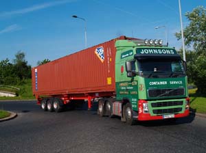 JOHNSONS (BURSCOUGH) PF02 YLK (2)