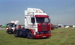 KJR HIL 2213