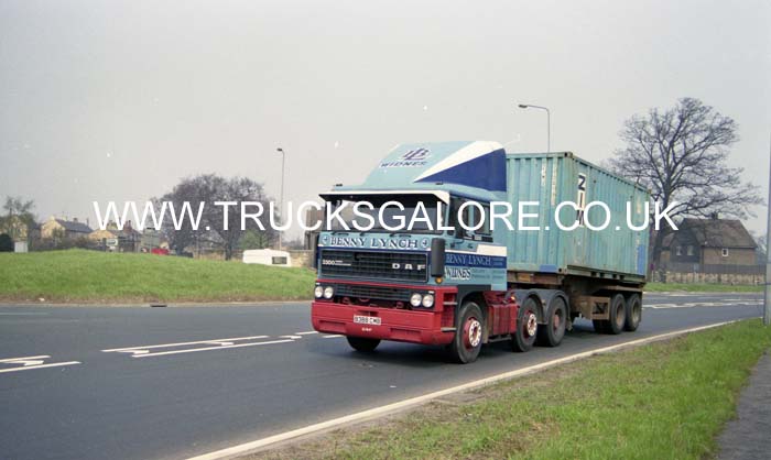 LYNCH, BENNY B388 CMB (2)