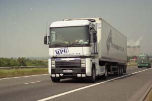 MPG TRANSPORT R490 XJV