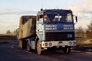 PARKWAY HAULAGE FEF 44V