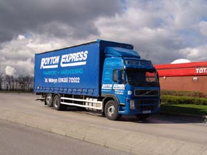 ROYTON EXPRESS KX03 AEC (2)