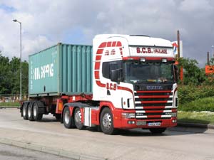 SCS HAULAGE KU02 YMA