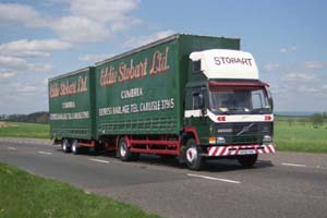 STOBART E899 YHH